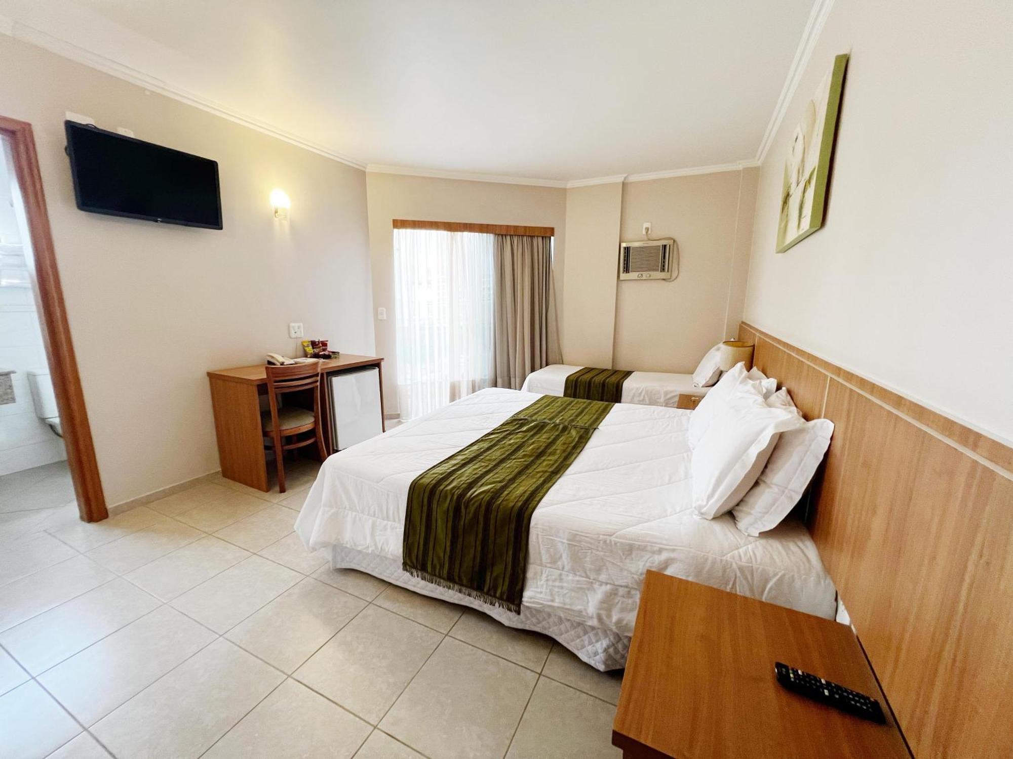Hotel Dom Leopoldo Sao Mateus do Sul ภายนอก รูปภาพ