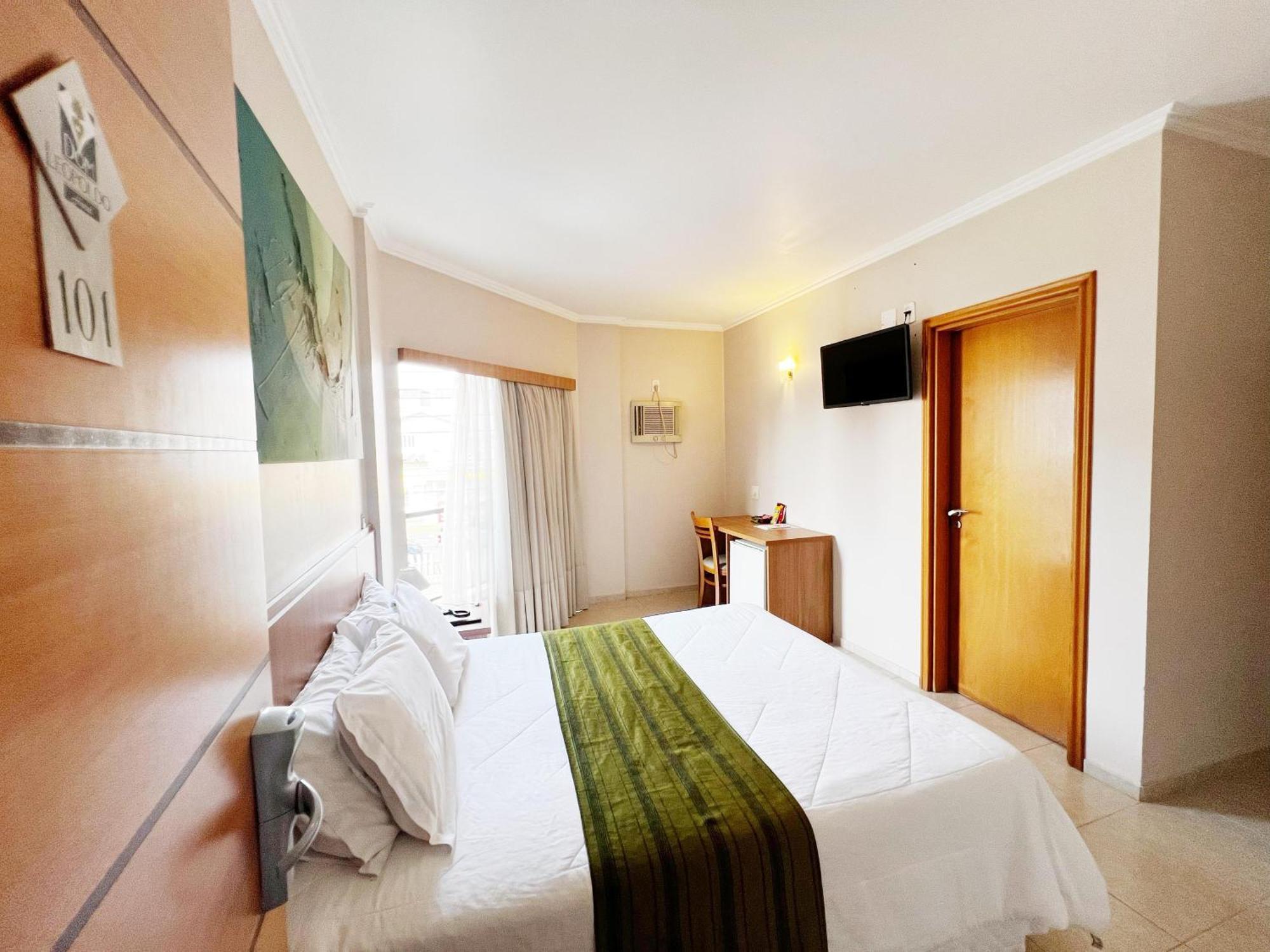 Hotel Dom Leopoldo Sao Mateus do Sul ภายนอก รูปภาพ